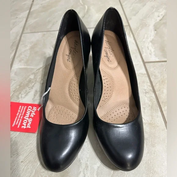 chinese dress ladies Amazon.com | Comfort Plus Women's Black Blissful Comfort Flat 5 Medium by  Payless main image 1